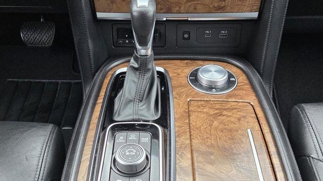 2022 Nissan Armada SL