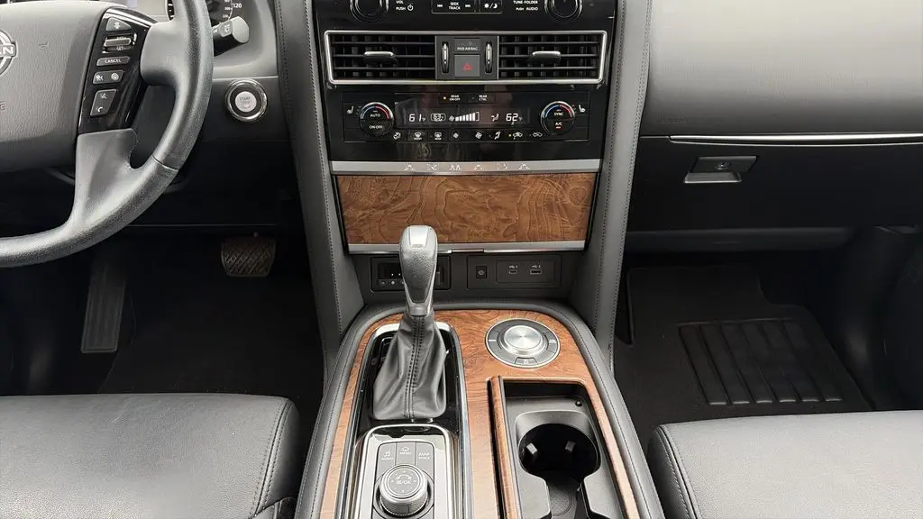 2023 Nissan Armada SL