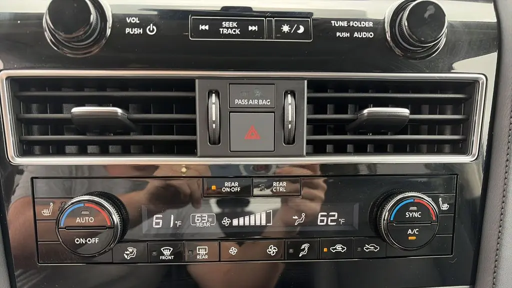 2023 Nissan Armada SL