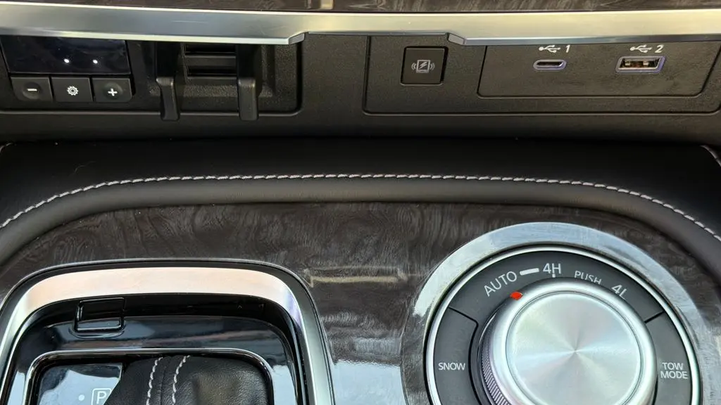 2024 Nissan Armada Platinum