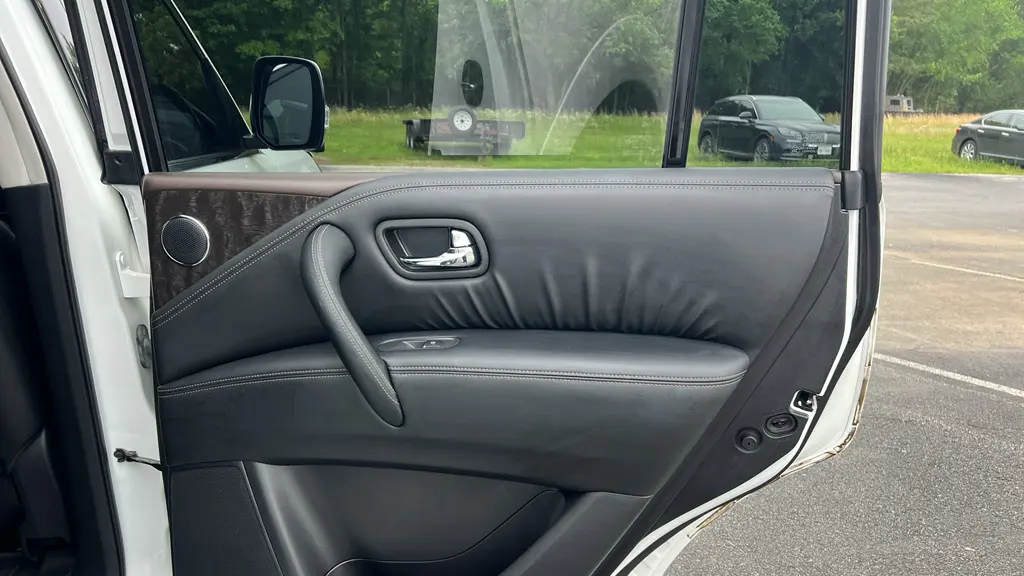 2023 Nissan Armada Platinum