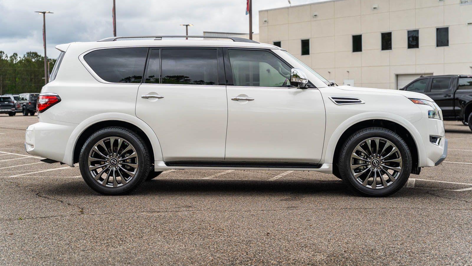 2023 Nissan Armada Platinum
