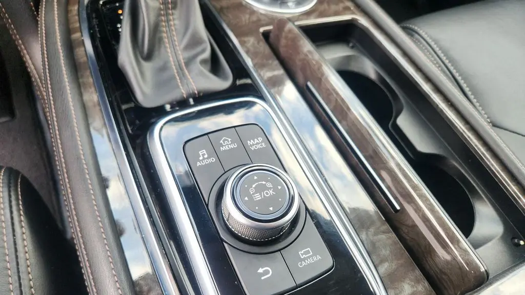 2023 Nissan Armada Platinum