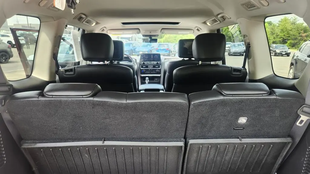 2023 Nissan Armada Platinum