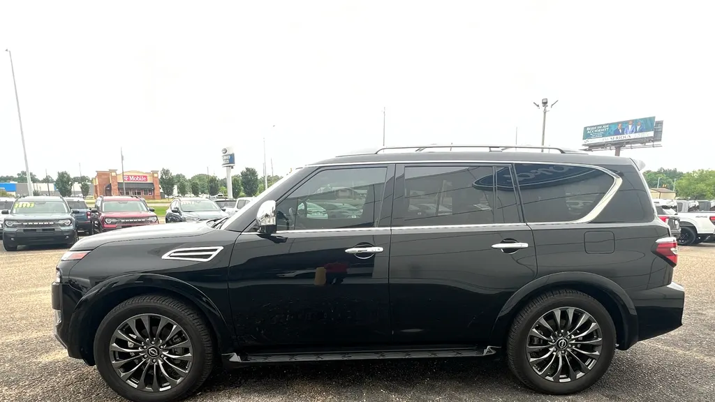2024 Nissan Armada Platinum