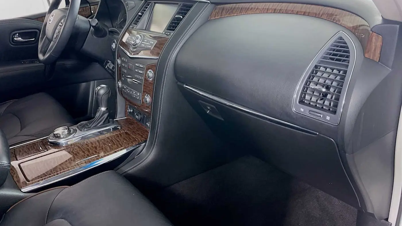 2017 Nissan Armada SV