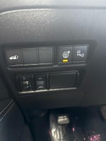 2017 Armada Thumbnail 28