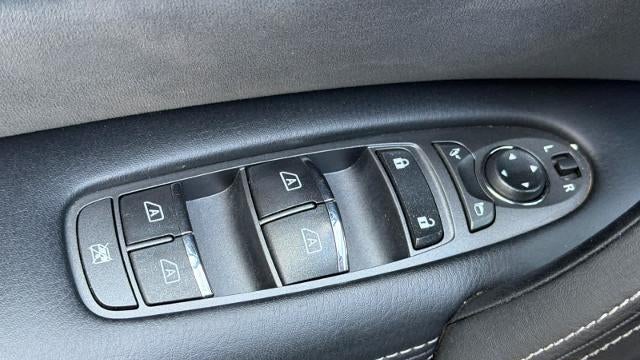 2020 Nissan Armada SV