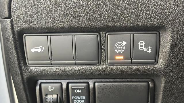 2017 Nissan Armada SV
