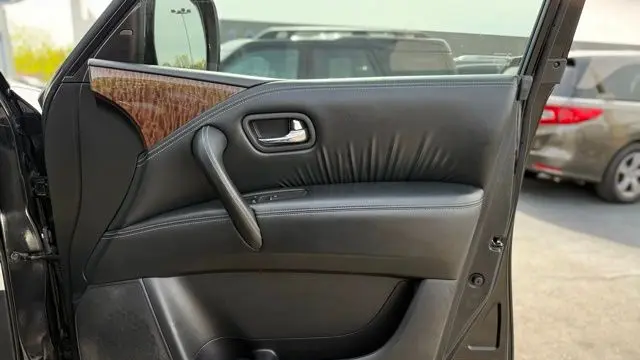 2017 Nissan Armada SV
