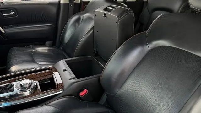 2017 Nissan Armada SV