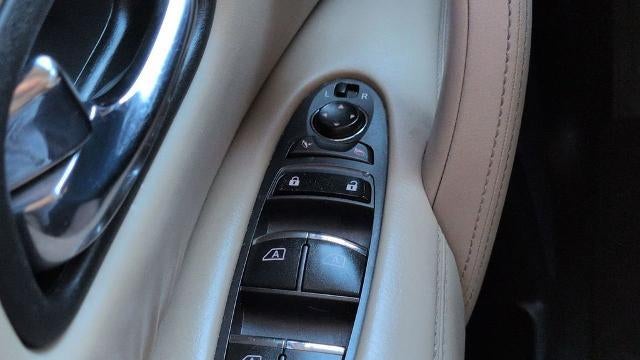 2017 Nissan Armada SV
