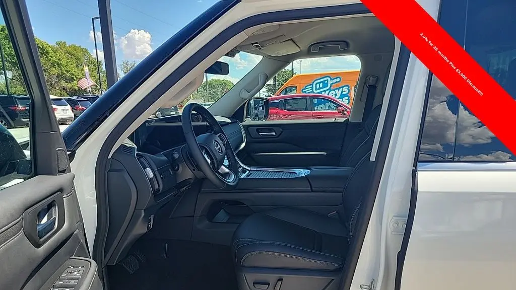 2026 Nissan Armada SV