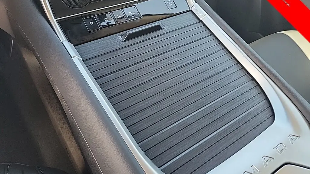 2026 Nissan Armada SV