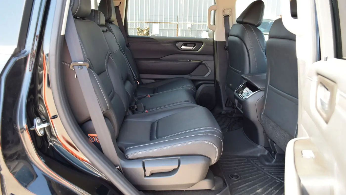 2025 Nissan Armada SV