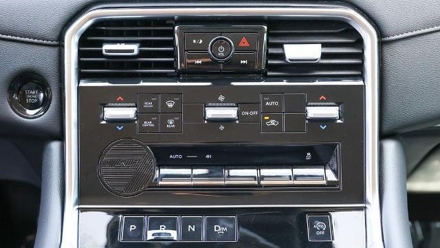2025 Nissan Armada SV