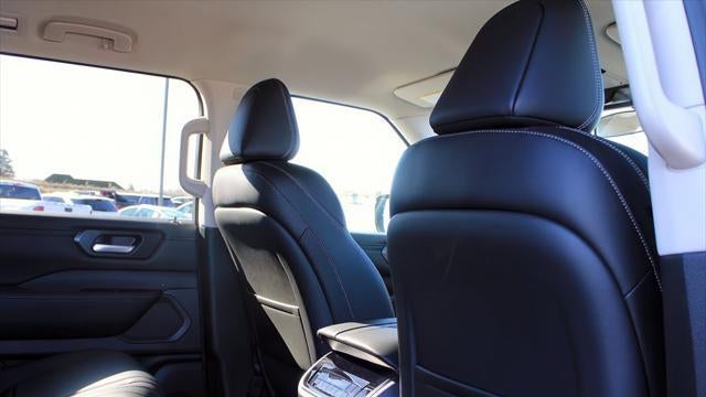 2026 Nissan Armada SV