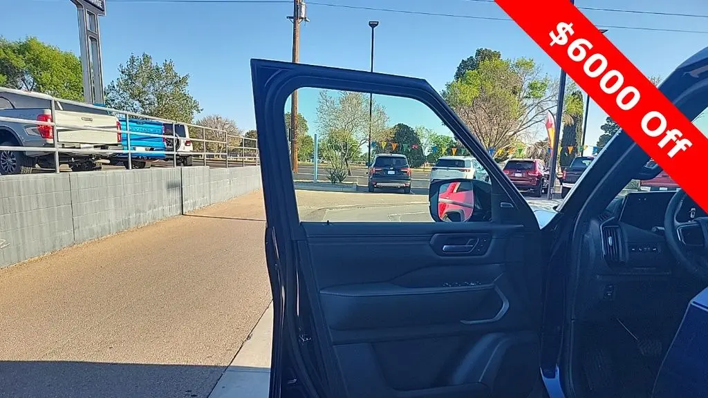 2025 Nissan Armada Platinum