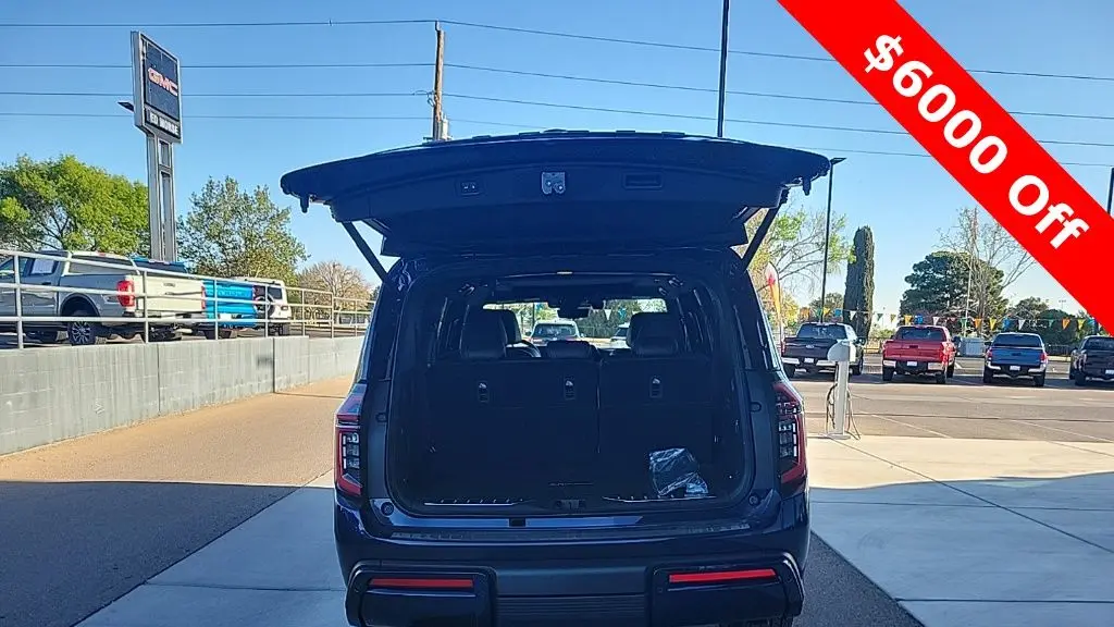 2025 Nissan Armada Platinum