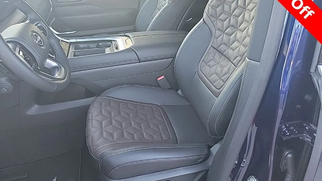 2025 Nissan Armada Platinum