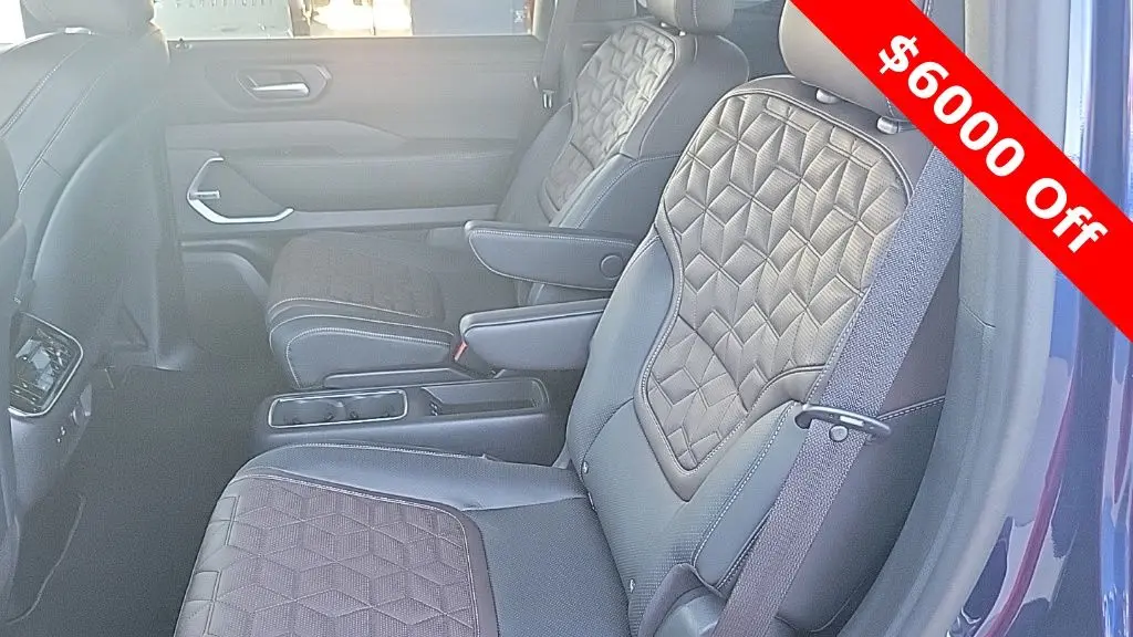 2025 Nissan Armada Platinum