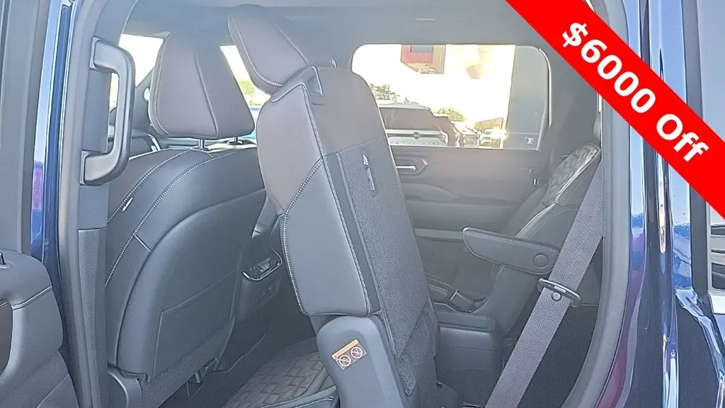2025 Nissan Armada Platinum