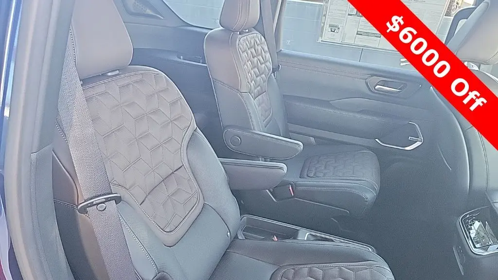 2025 Nissan Armada Platinum