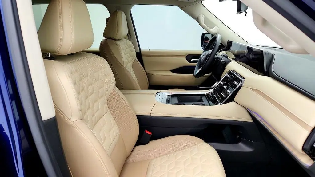 2025 Nissan Armada - $50,995