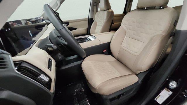 2025 Nissan Armada Platinum