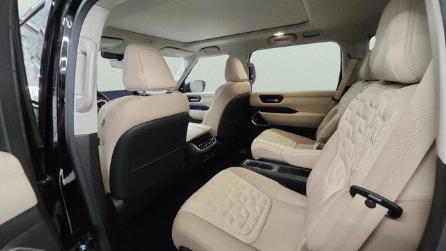 2025 Nissan Armada Platinum