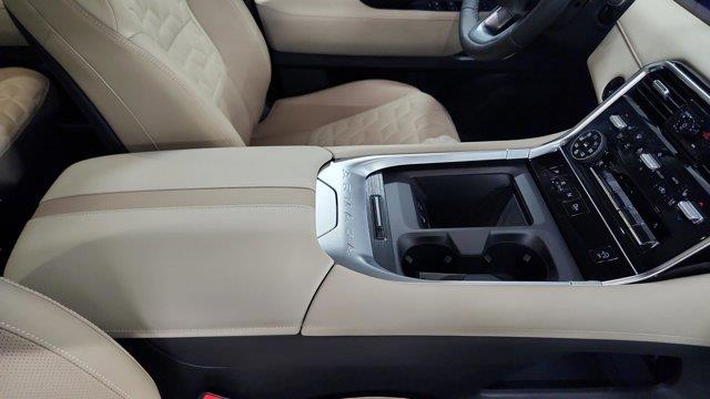 2025 Nissan Armada Platinum