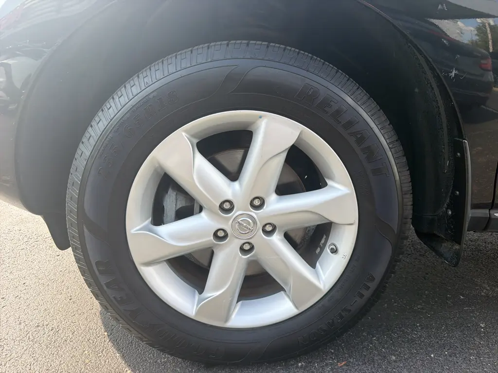 2009 Nissan Murano - $3,995