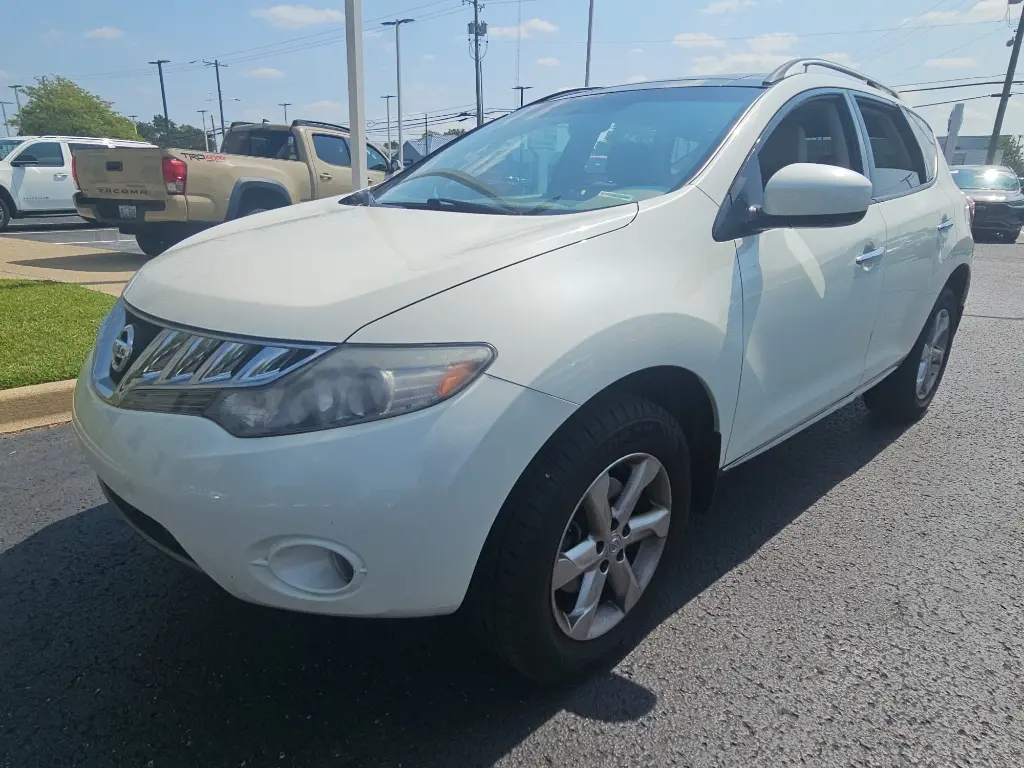 2010 Nissan Murano - $7,999