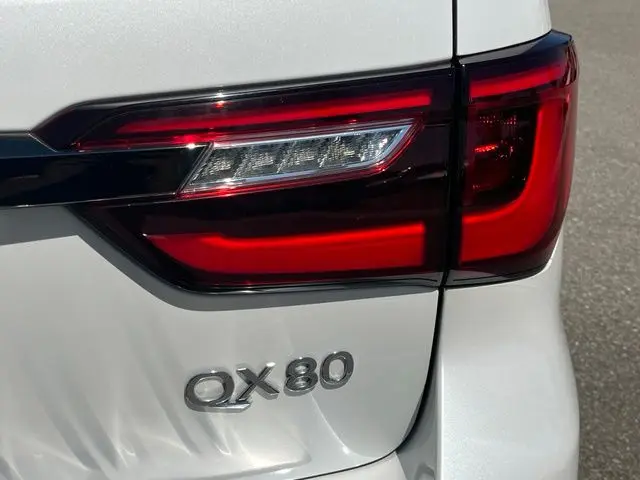 2023 INFINITI QX80 - $40,900