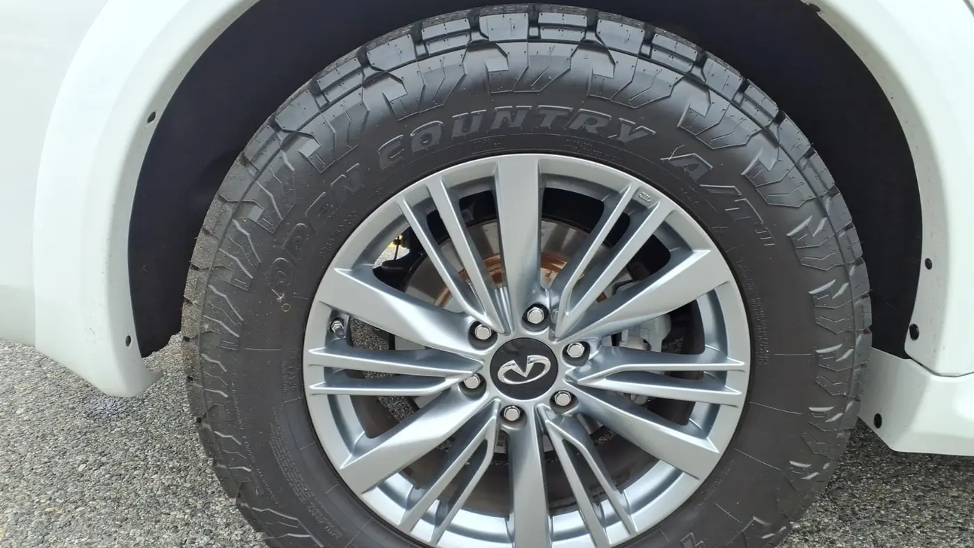 2024 INFINITI QX80 Luxe