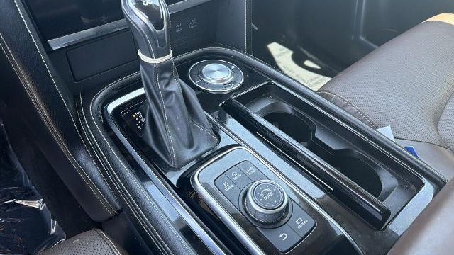 2023 INFINITI QX80 Luxe
