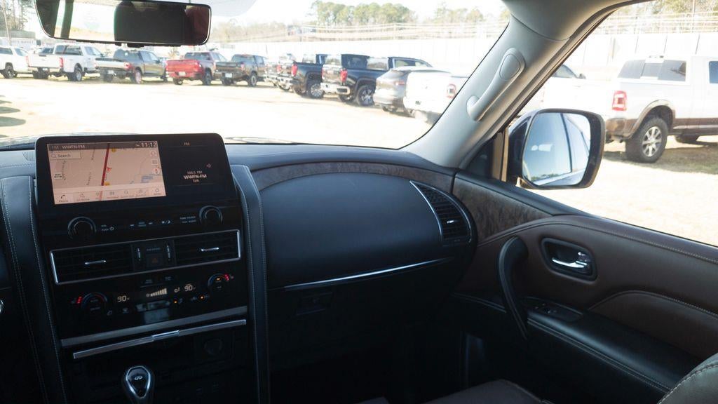 2022 INFINITI QX80 Premium Select