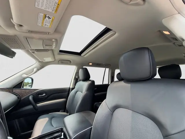 2023 INFINITI QX80 - $48,995