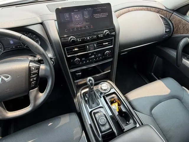 2023 INFINITI QX80 - $48,995