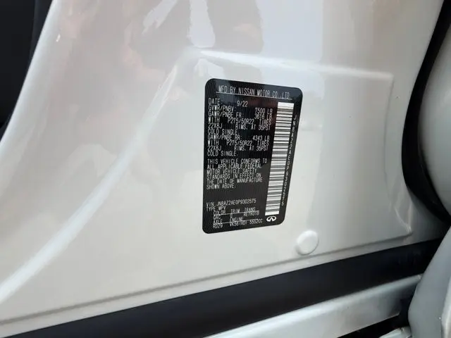 2023 INFINITI QX80 - $48,995