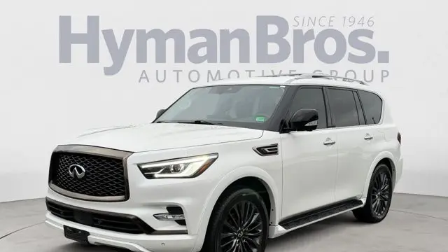 2022 INFINITI QX80 Premium Select