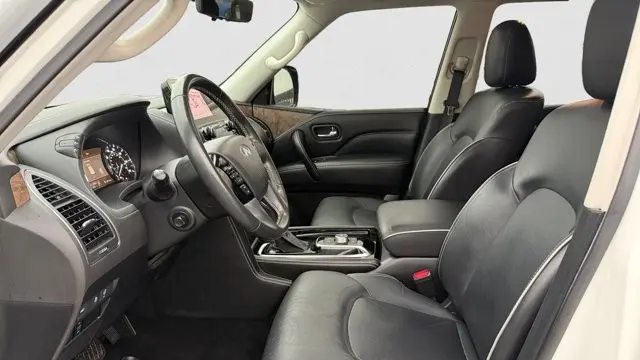 2022 INFINITI QX80 Premium Select