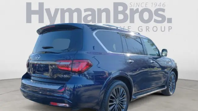 2023 INFINITI QX80 Premium Select