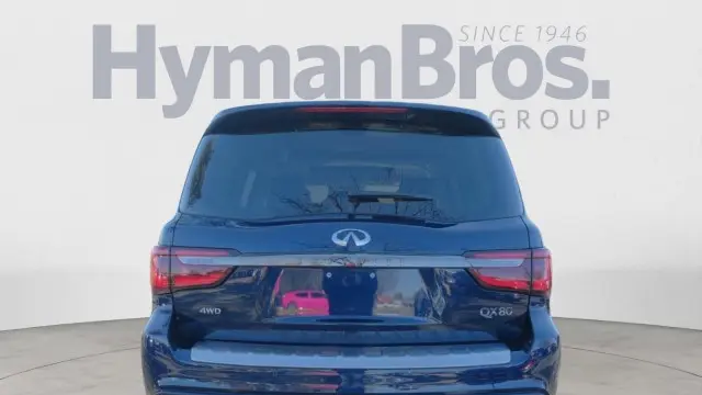 2023 INFINITI QX80 Premium Select