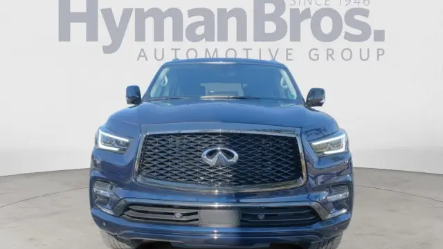2023 INFINITI QX80 Premium Select