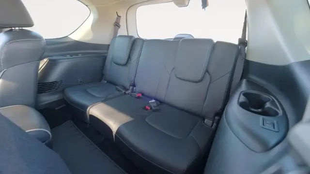 2023 INFINITI QX80 Premium Select