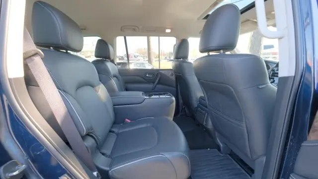 2023 INFINITI QX80 Premium Select