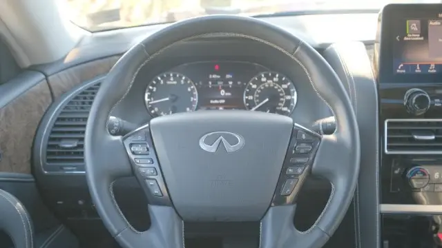 2023 INFINITI QX80 Premium Select