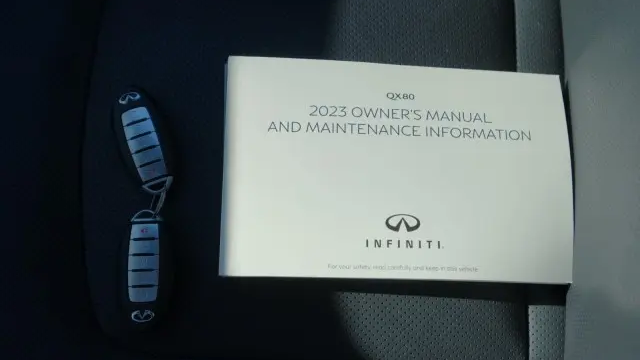 2023 INFINITI QX80 Premium Select