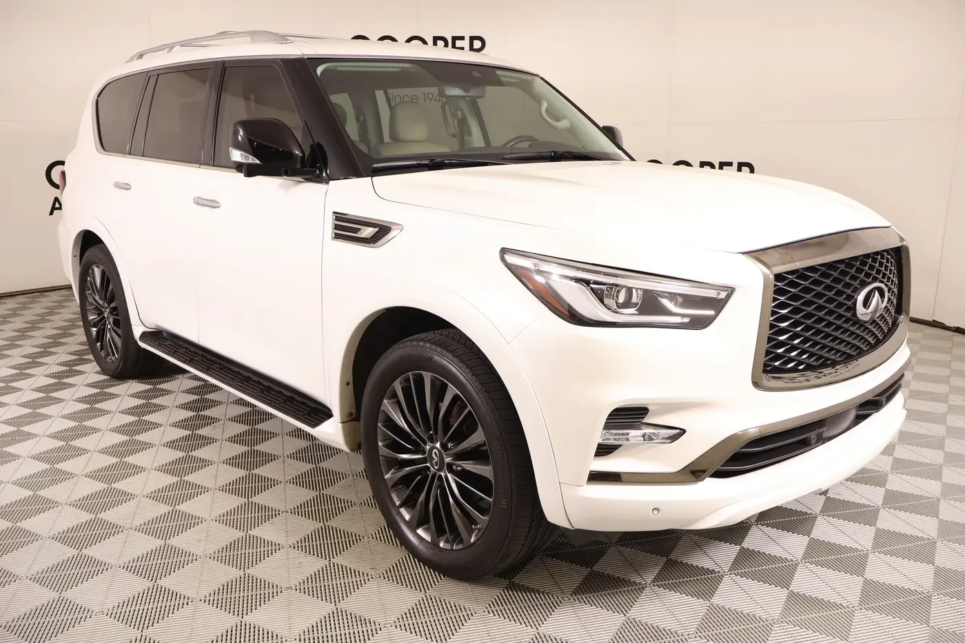 2021 INFINITI QX80 - $30,479